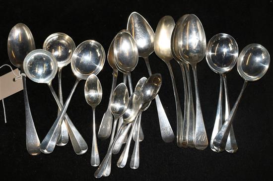 Silver flatware, 37oz